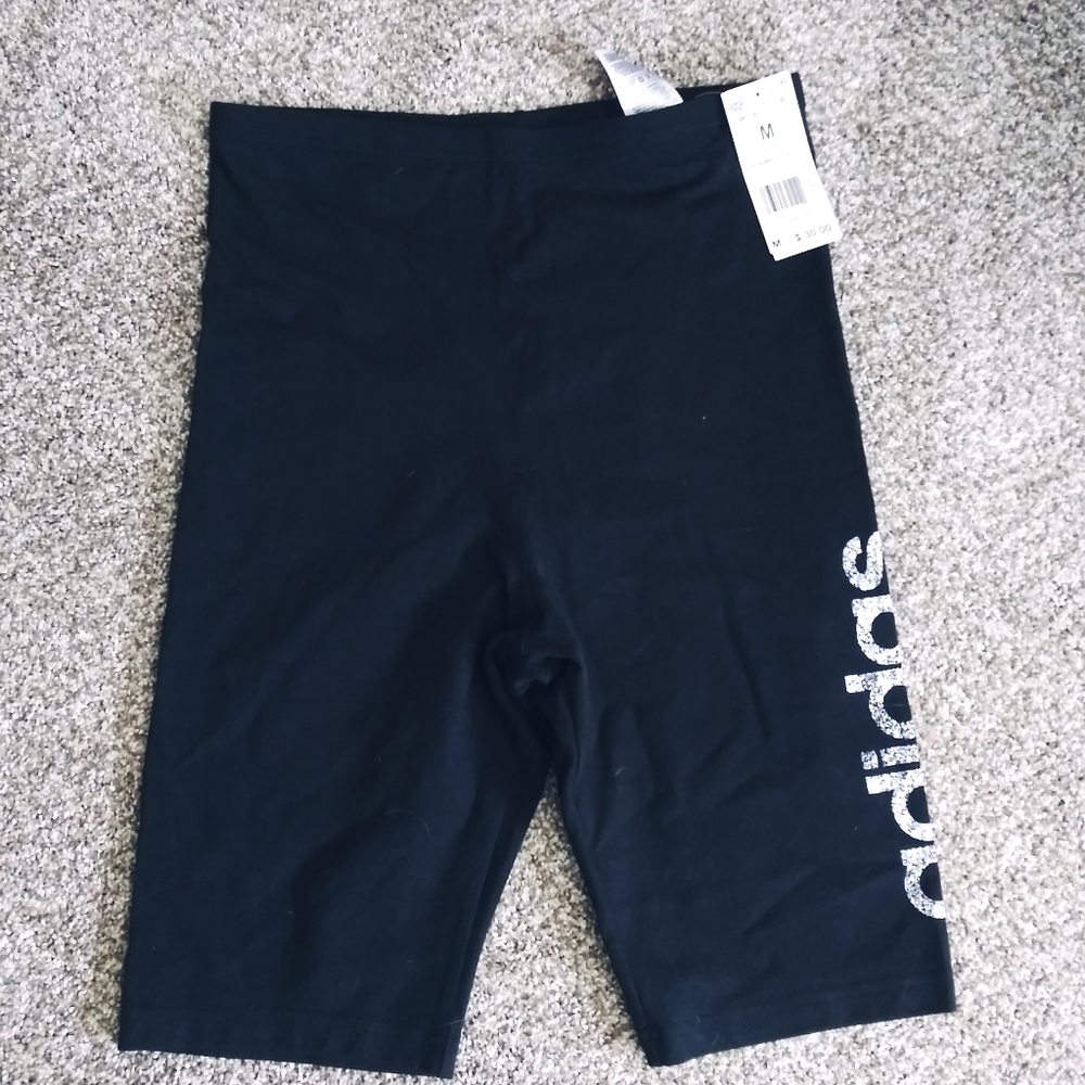 Medium adidas cropped leggings/long shorts